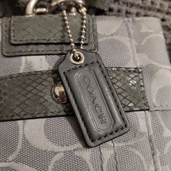 EUC- Grey Coach Large tote purse. Like New condition. - Picture 6 of 16